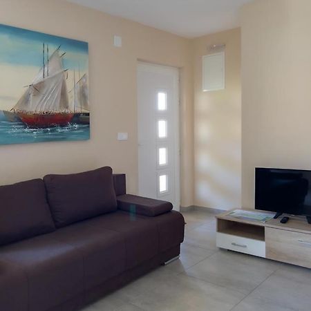 Apartments Juliet Оребич Экстерьер фото
