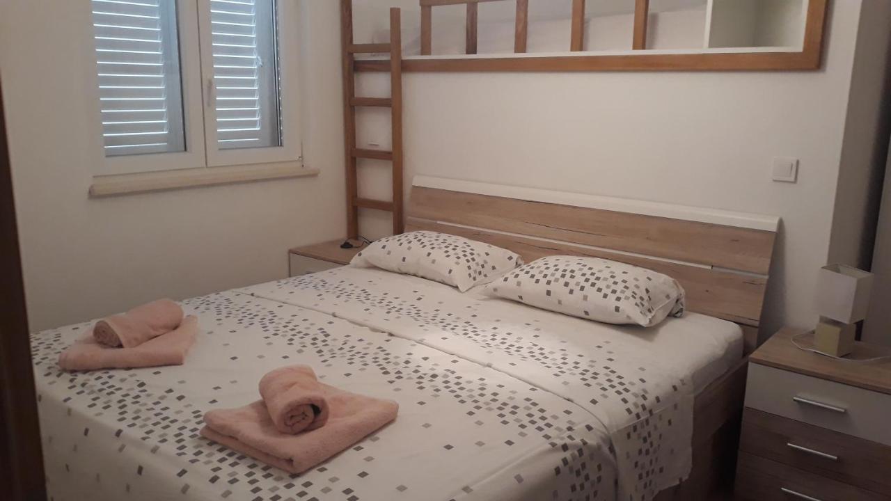 Apartments Juliet Оребич Экстерьер фото