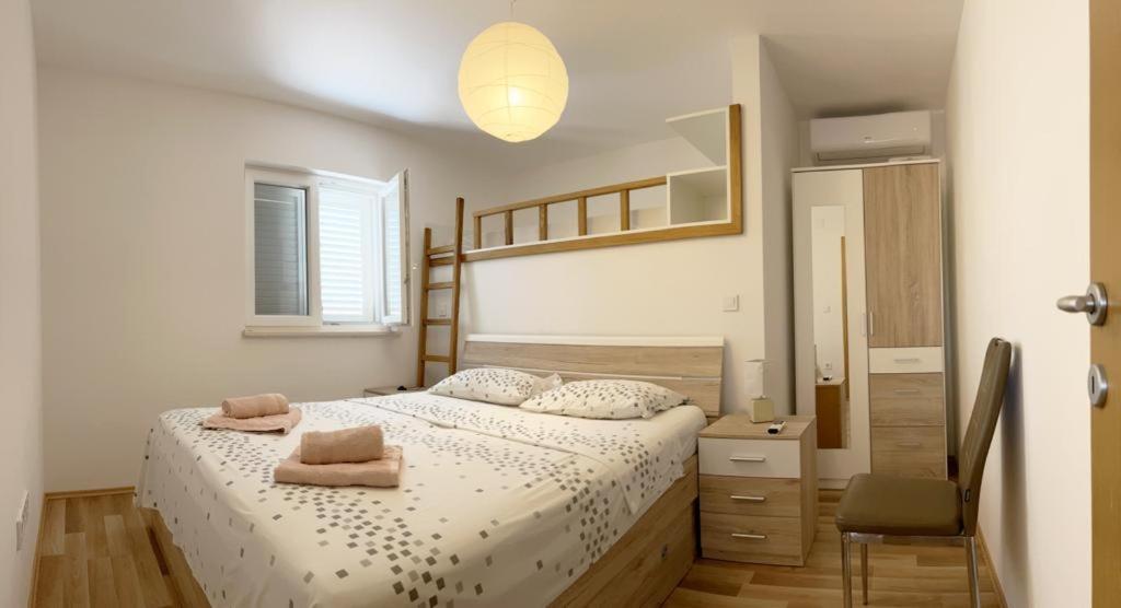 Apartments Juliet Оребич Экстерьер фото