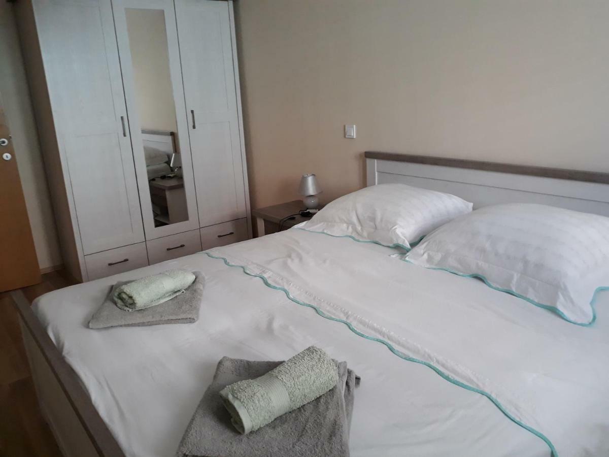 Apartments Juliet Оребич Экстерьер фото