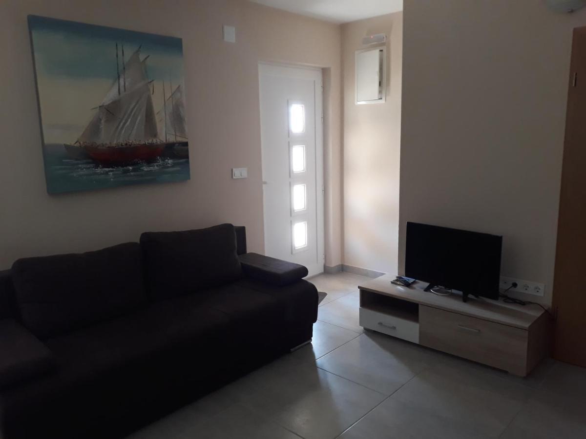 Apartments Juliet Оребич Экстерьер фото